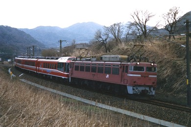 Rs81x12ssx_199003a1