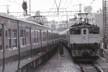 65x211_198803