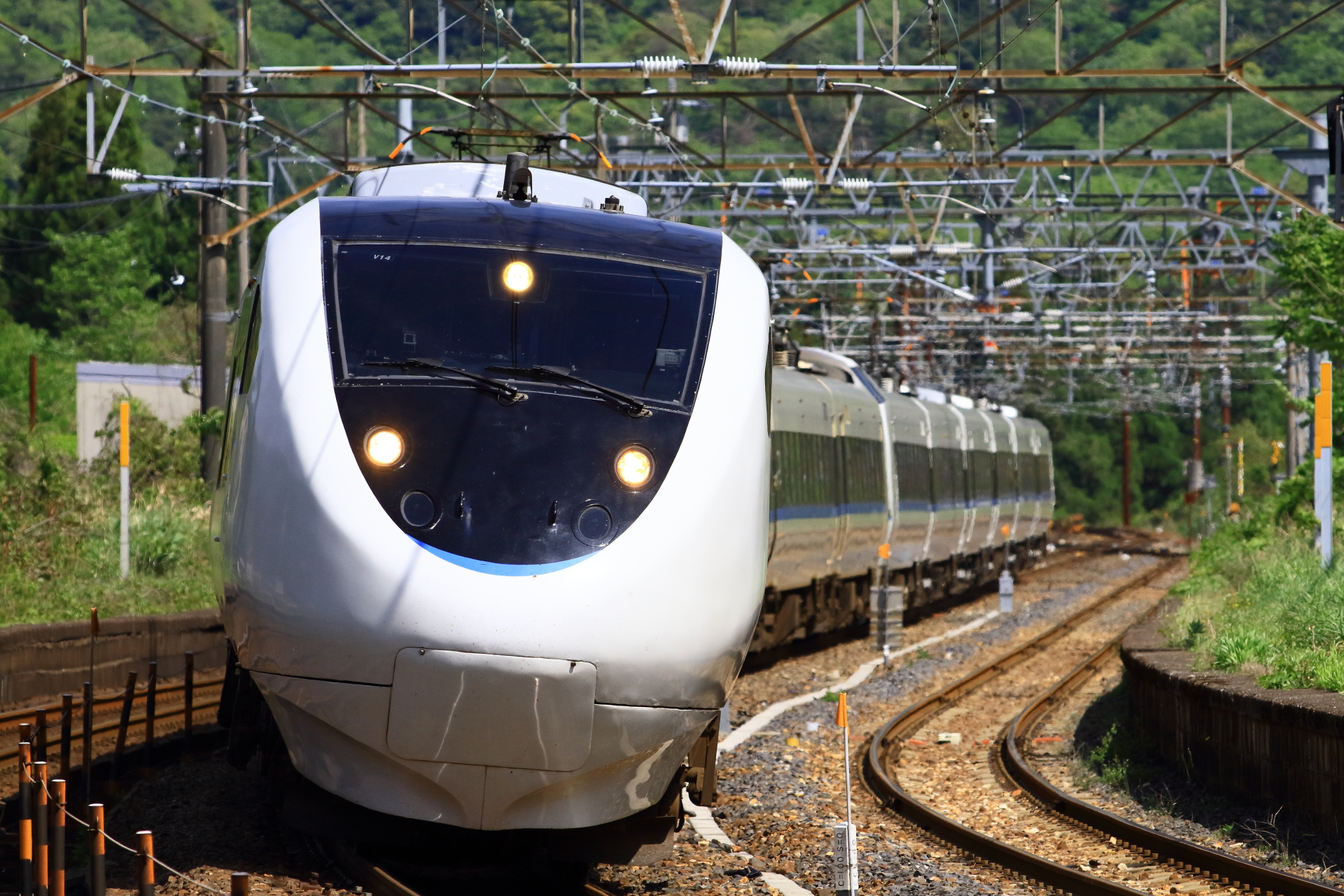 京都車】681系+683系混色12両の特急サンダーバードが運転される