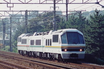 82_199008A