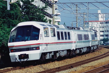 82_199008B