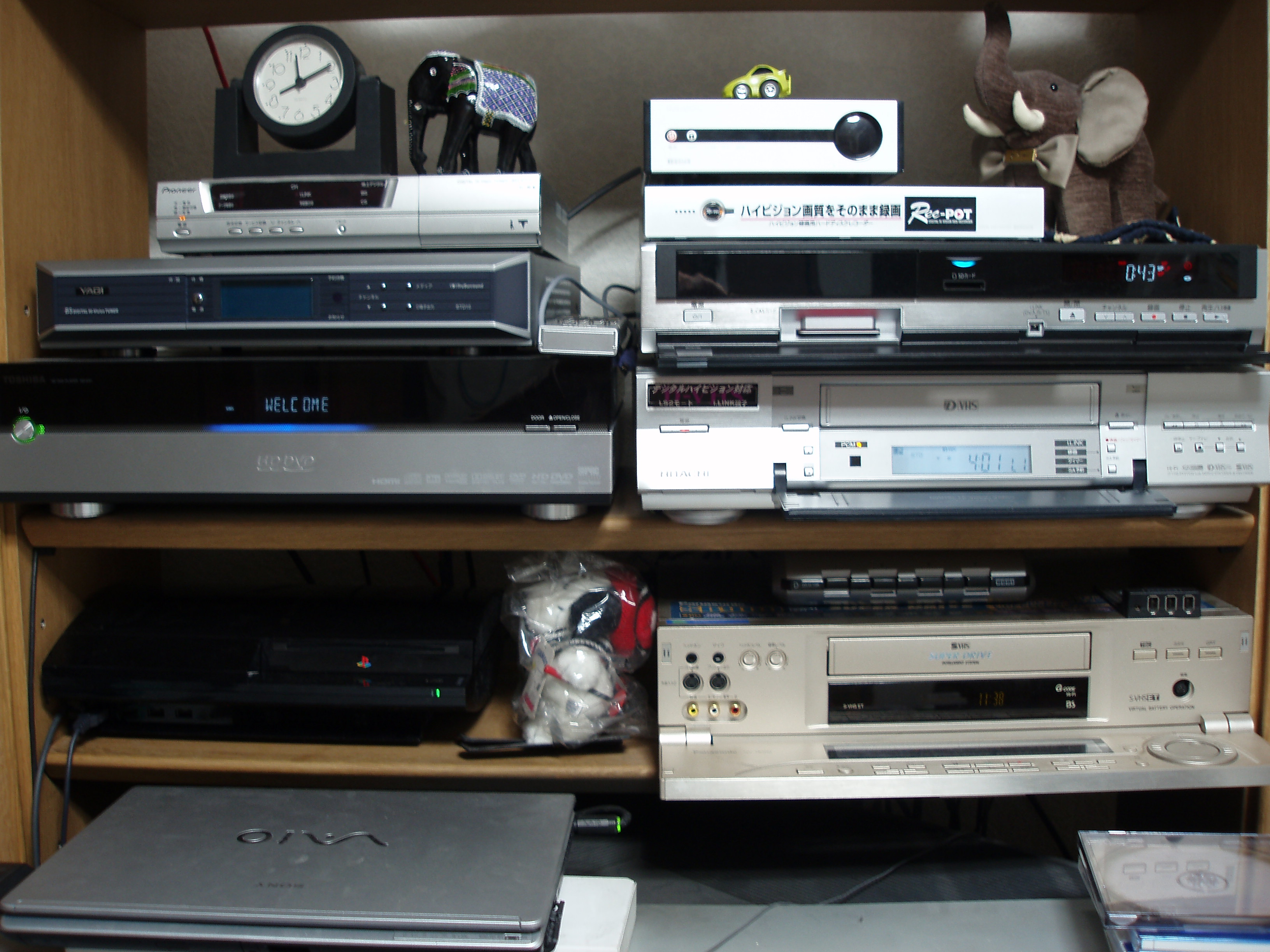 HITACHI D-VHS DT-DRX100 とはどんなA/V機器であったか