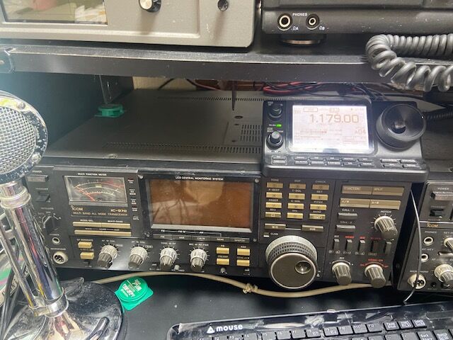 TOKYO Hy-POWER 2m/70cm DUAL BAND Power Amplifilter HL-724D