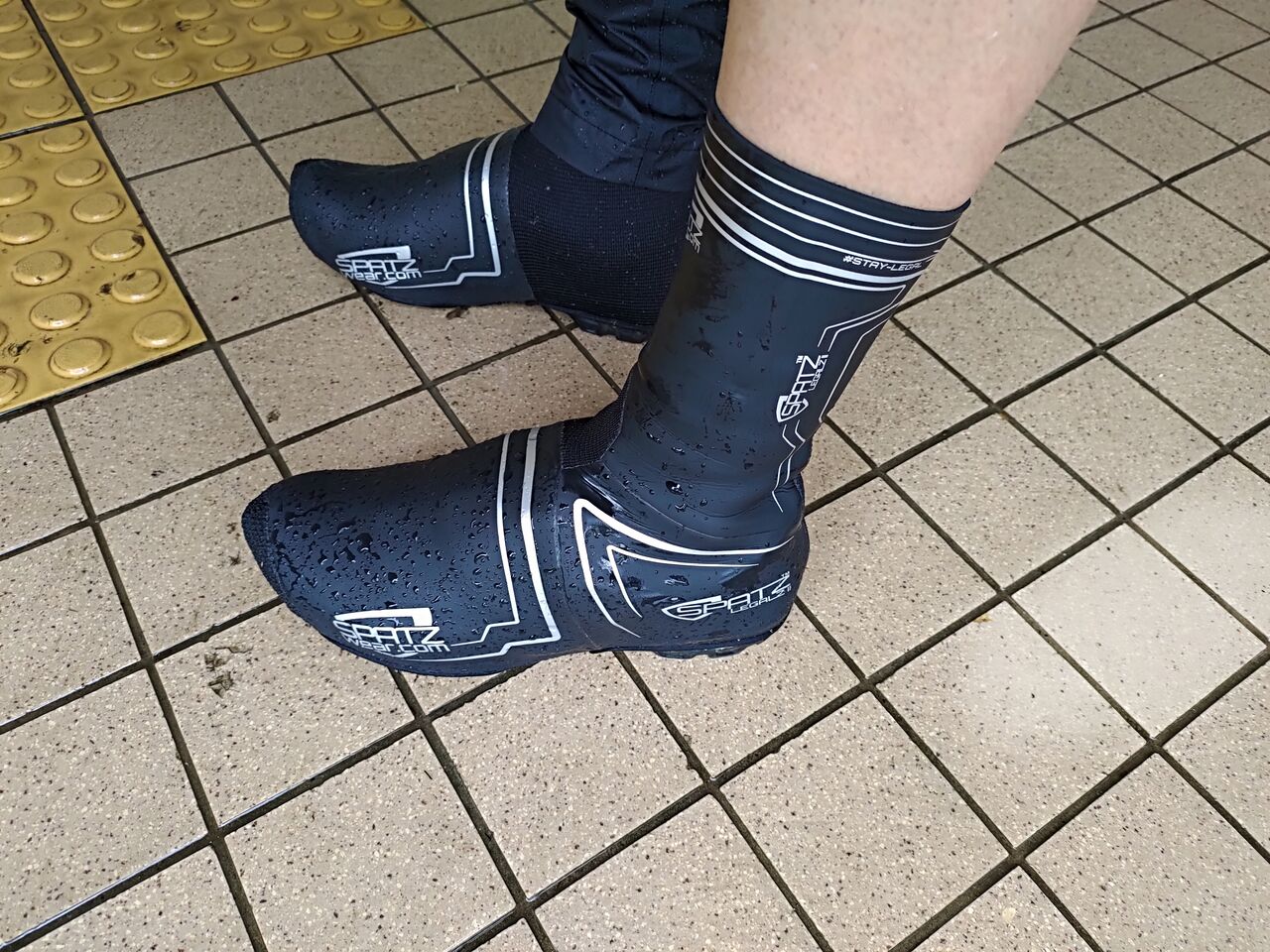 自転車 ズボン 擦れる