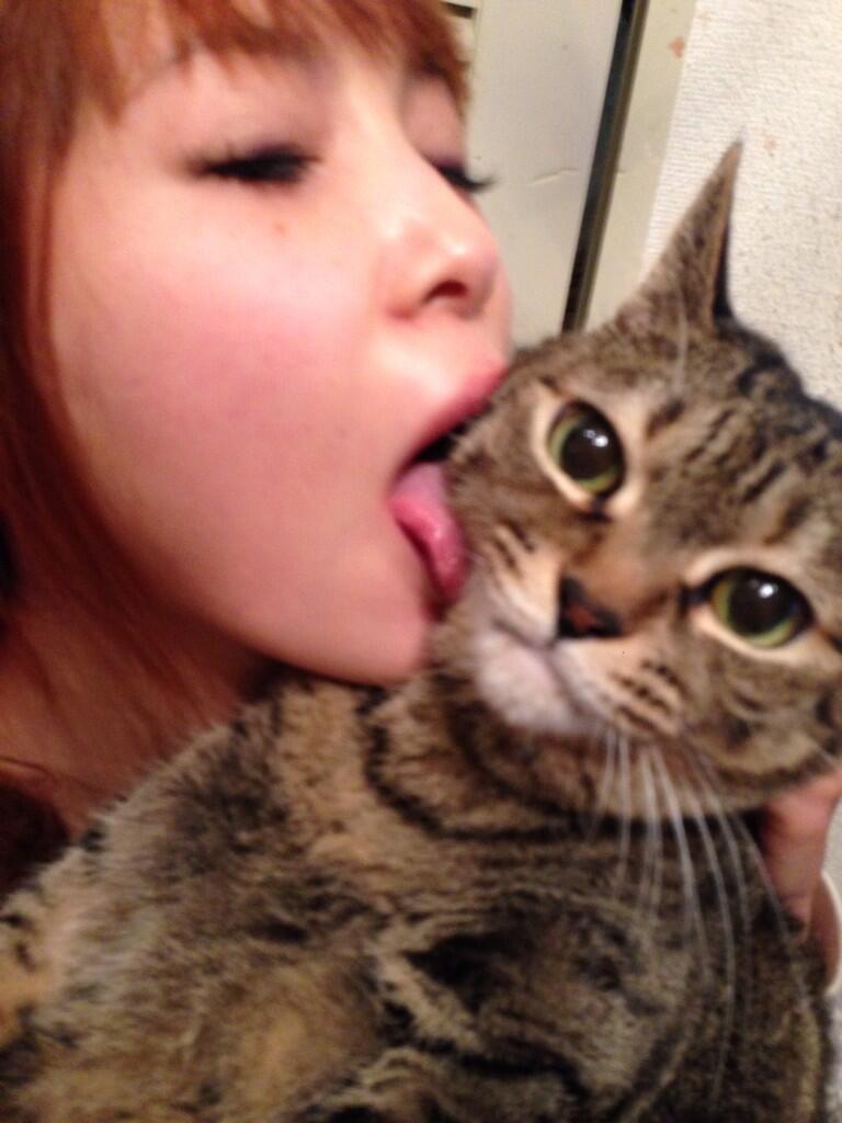 しょこたん こと中川翔子 14年初の猫食い マミタス 画像あり まとめんたる W 2chまとめ