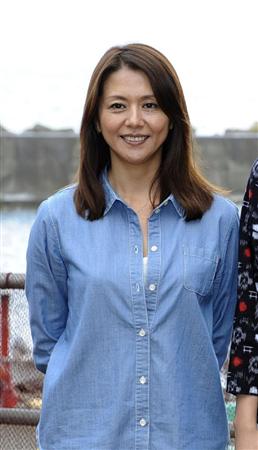 あまちゃんブーム で小泉今日子 薬師丸ひろ子の中古写真集が爆売れ中 まとめんたる W 2chまとめ あまちゃんブーム で小泉今日子 薬師丸ひろ子の中古写真集が爆売れ中 まとめんたる W 2chまとめ