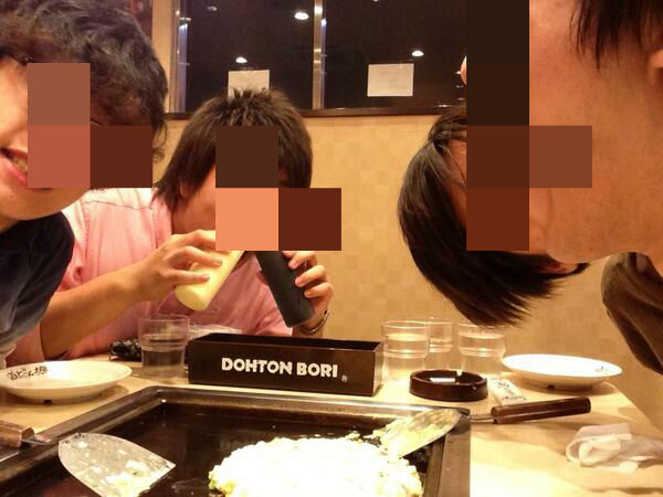 Twitter 今度はお好み焼きの道頓堀がバカッターの被害者に まとめんたる W 2chまとめ