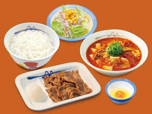 悲報 松屋の期間限定メニュー チゲ牛カルビ焼肉膳 生野菜セット