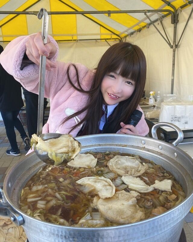 画像 大食いタレント もえのあずきさん 31 お鍋300人前完食 伝説の裏大食いkカズミの噂 まとめも 画像 大食いタレント もえのあずきさん 31 お鍋300人前完食 伝説の裏大食いkカズミの噂 まとめも