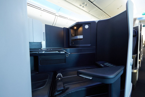 ZIP Full-Flat Seat