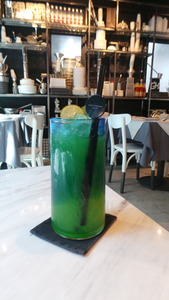 20160709_112013_greyhound_cafe
