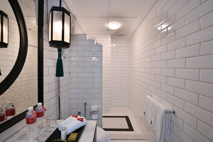 C-05-69_LiuMenHotel_Kapitan_Room