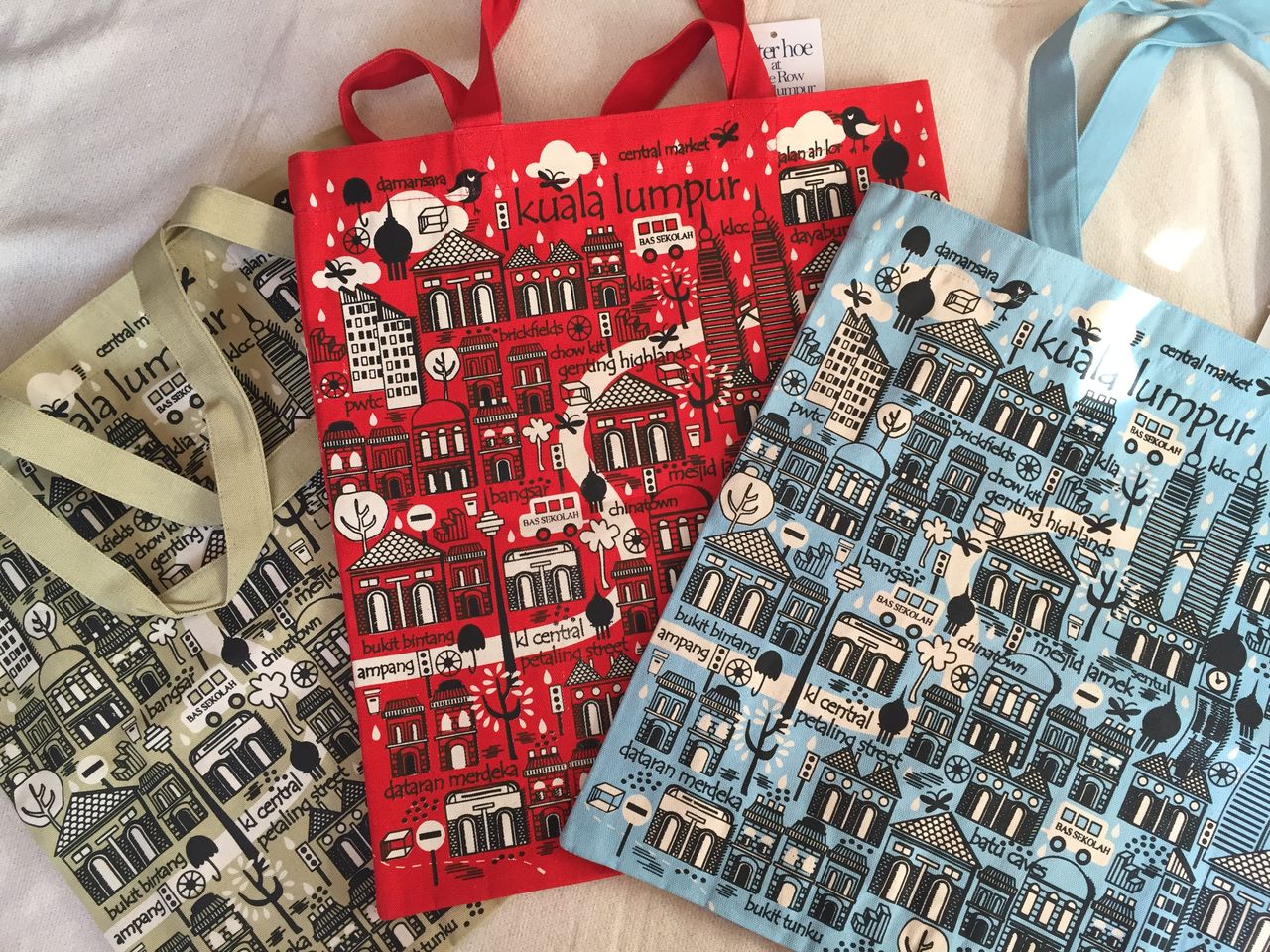 新しいピーター・ホー(Peter Hoe)はThe Rowに : マレーシア 新しいピーター・ホー(Peter Hoe)はThe Rowに : マレーシア
