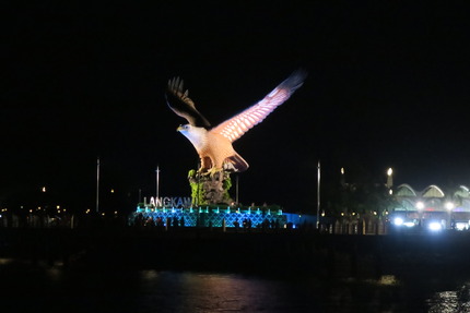 IMG_3218イーグルスクエア