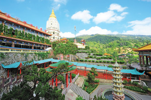 KEK LOK SI 4