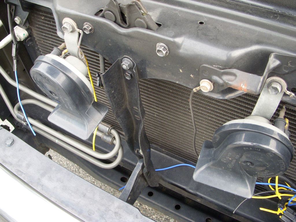 ランドクルーザーの車両盗難には気をつけて 1029投稿 名古屋の中古車販売会社の 社長日記