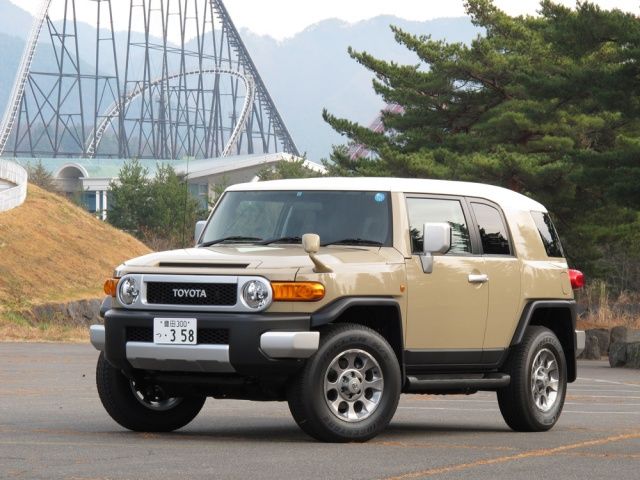 あのランクル70が期間限定で復活 3676投稿 名古屋の中古車販売会社の 社長日記