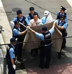 大阪ミナミの通り魔事件 雲出川荒大の黄昏トウキョウ