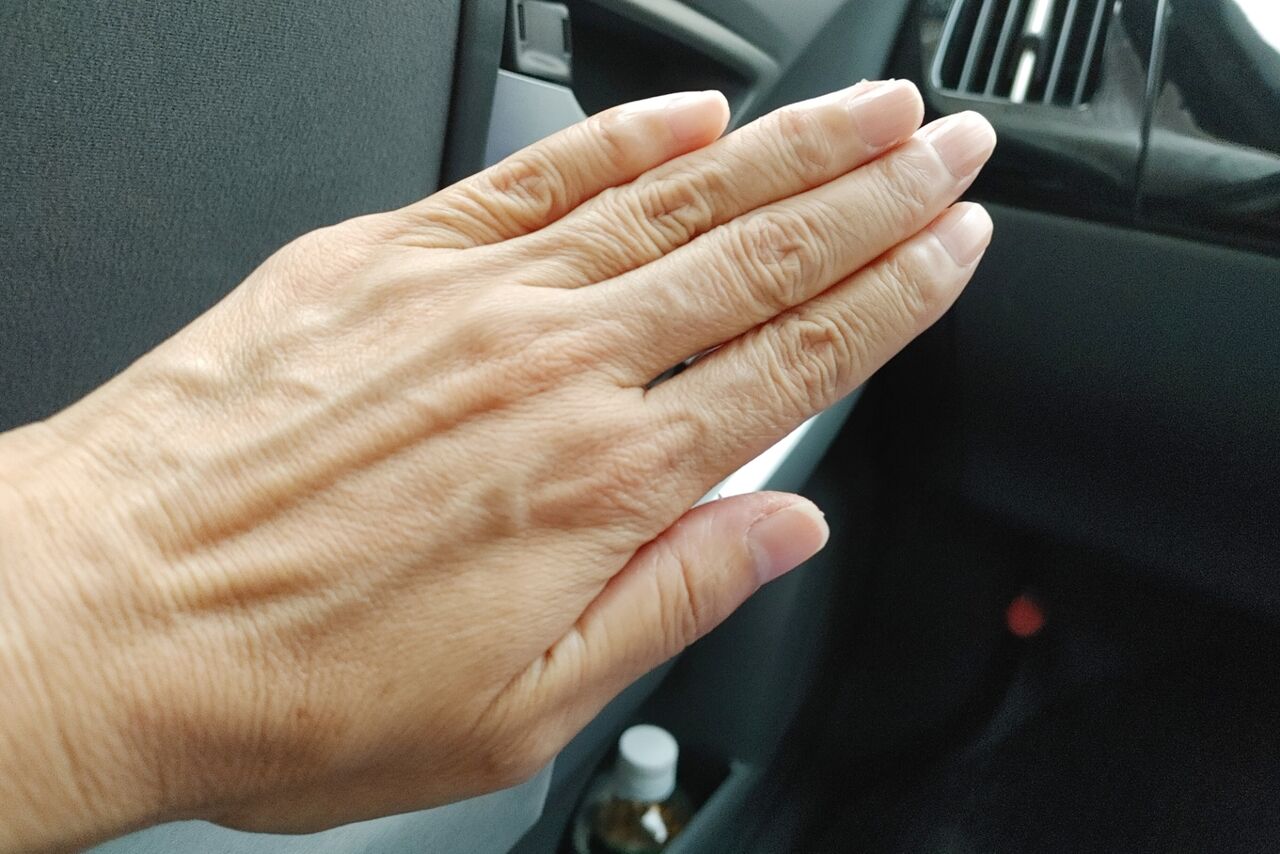 黒くて汚い手にはリングが必要 ムーミンbabaの悪あがき