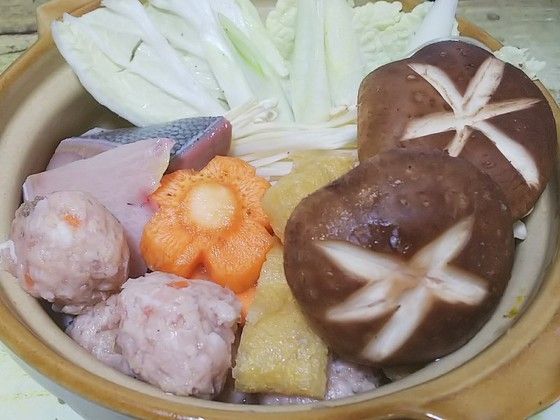 鶏団子鍋 アニメ 幸腹グラフィティ1話 食品食材探訪記 自分図鑑 Since 08 July 鶏団子鍋 アニメ 幸腹グラフィティ1話 食品食材探訪記 自分図鑑 Since 08 July