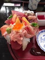 海鮮丼