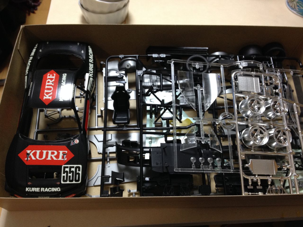 タミヤ KURE NISMO GT-R その① ボディ編 : おなかいっぱい。