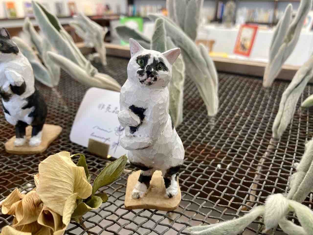 木彫り猫　バンナイリョウジ　ブローチ バンナイリョウジさんの「手彫りのねこブローチ」を作るワーク