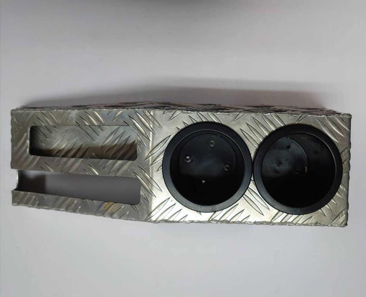 中古・センターコンソールBOX JA11・JA22・縞鋼板 : ジムニー専門店 