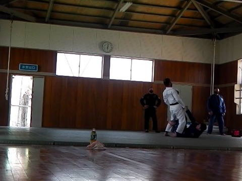 IMGA0001.MP4_snapshot_00.04.14.285