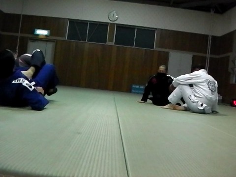 IMGA0001.MP4_snapshot_16.16.936