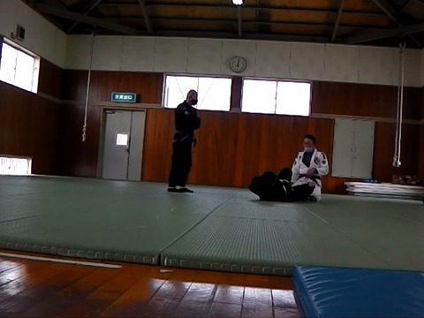 IMGA0002.MP4_snapshot_22.04.323