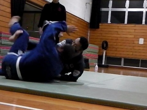IMGA0002.MP4_snapshot_14.33.563