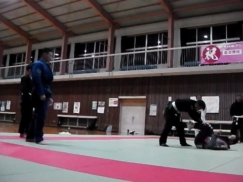 IMGA0002.MP4_snapshot_18.10.089