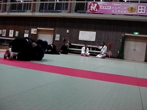 IMGA0002.MP4_snapshot_15.12.912