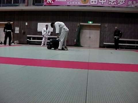 IMGA0002.MP4_snapshot_03.32.825