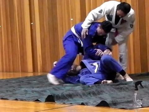 IMGA0001.MP4_snapshot_09.56.596