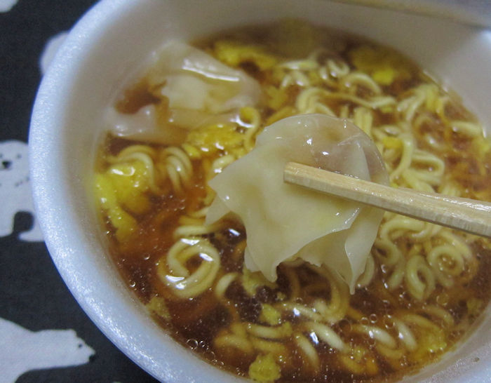 マルちゃん 麺dining ワンタン麺 醤油味 ムギムギムギ日記