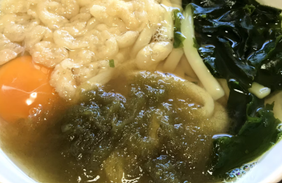 さっぱり簡単♪とろろ昆布うどんの作り方