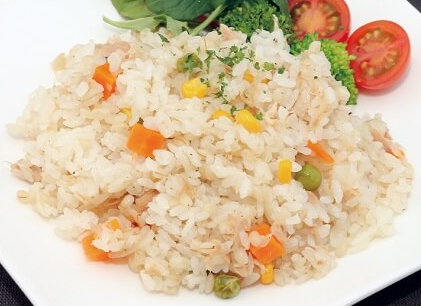 ツナピラフの作り方:簡単・ヘルシーで満足感たっぷり!