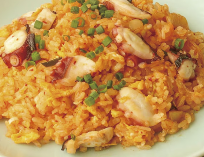 ピリ辛&旨味たっぷり!たこキムチ炒飯の作り方