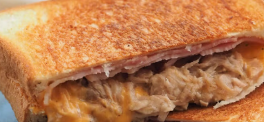 🥪ツナチーズホットサンドの作り方｜外はサクッ、中はとろ〜りチーズ！