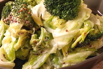 シャキシャキ野菜に香ばしいごまの風味♪ブロッコリーとキャベツのごま和えの作り方