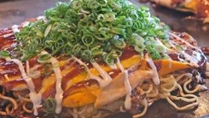 ボリューム満点！本場風広島焼きの作り方