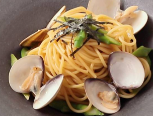 春の味覚♪はまぐりとアスパラのスープパスタの作り方