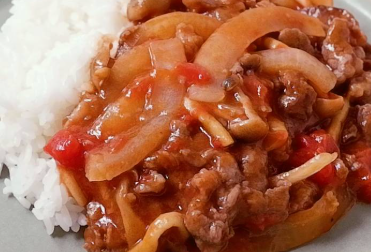🍅🥩牛肉とトマトのハヤシライスの作り方|コク深いトマトソースが絶品!