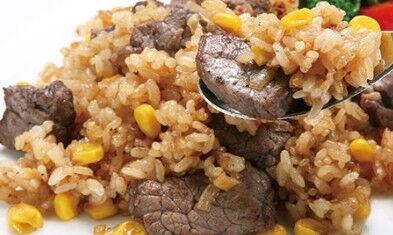 ガッツリ食べたい日に！ステーキライスの作り方