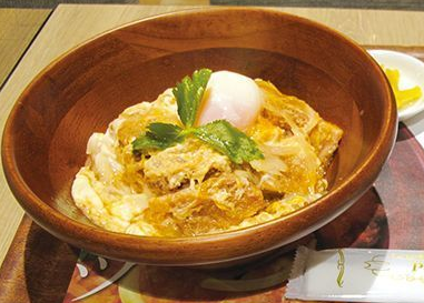 カリッとジューシー！自宅で作る絶品かつ丼のレシピ