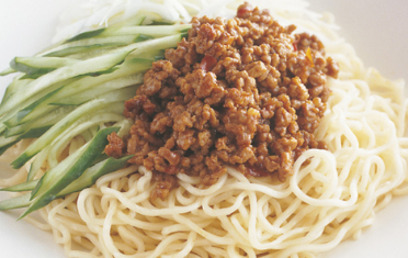 コク旨ピリ辛♪ジャージャー麺の作り方