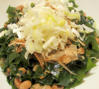 さっぱり&ヘルシー!わかめ納豆丼の簡単レシピ