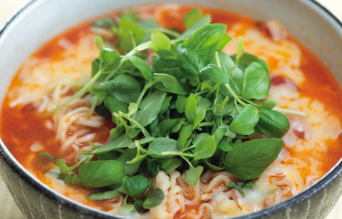 トマト塩ラーメンの作り方|さっぱり&ヘルシー!新感覚のラーメン